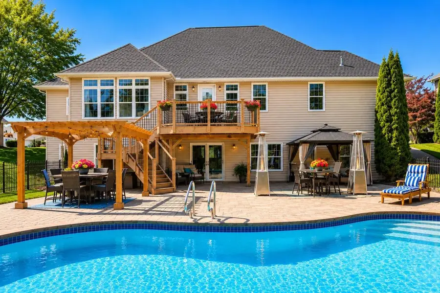 2187 PALMER DRIVE, Green Bay, WI 54311 - #2