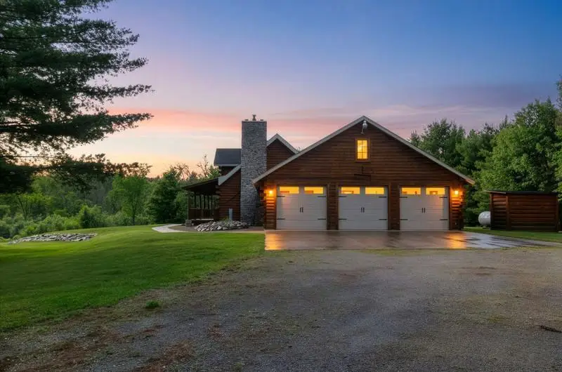 12084 UP NORTH LANE, Crivitz, WI 54114 - #2