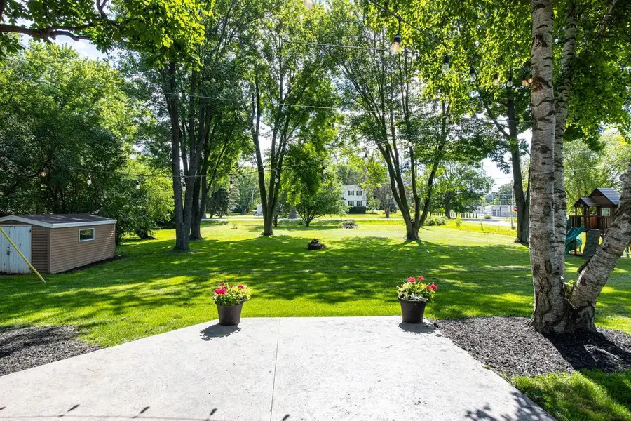 2674 WOODCREST DRIVE, Neenah, WI 54956 - #3