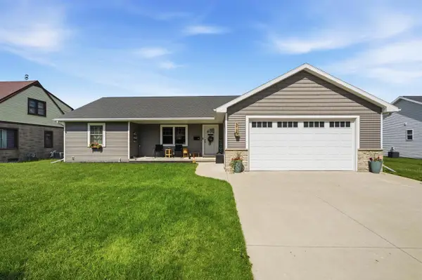 312 N JOHN STREET, Kimberly, WI 54136