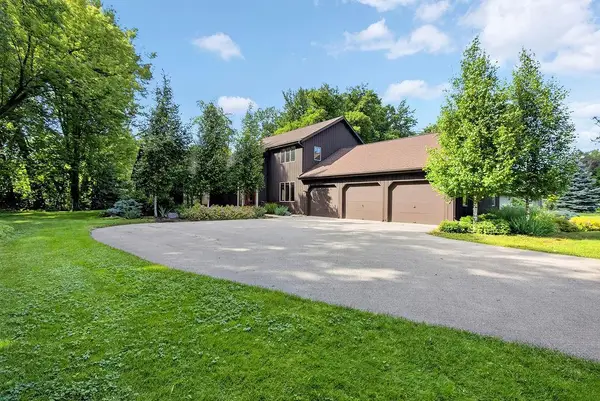 382 LAKE ROAD, Menasha, WI 54952