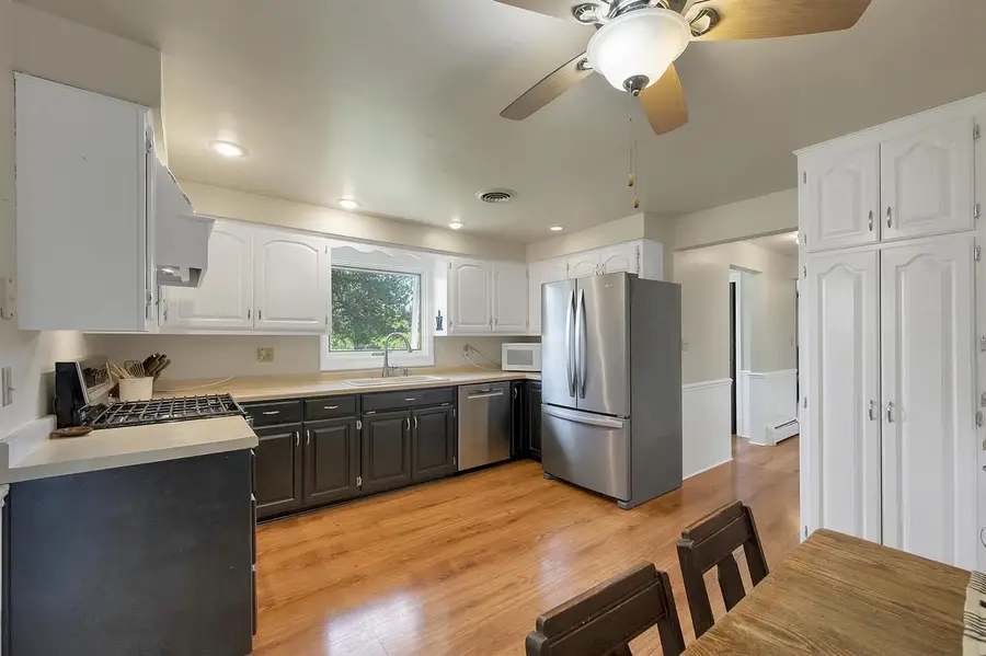 3241 BITTERS COURT, Green Bay, WI 54301 - #3