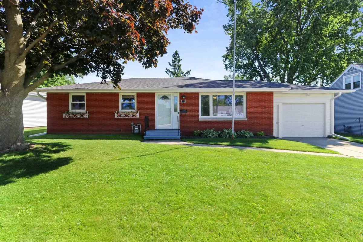 1531 9TH STREET, Green Bay, WI 54304 - #1