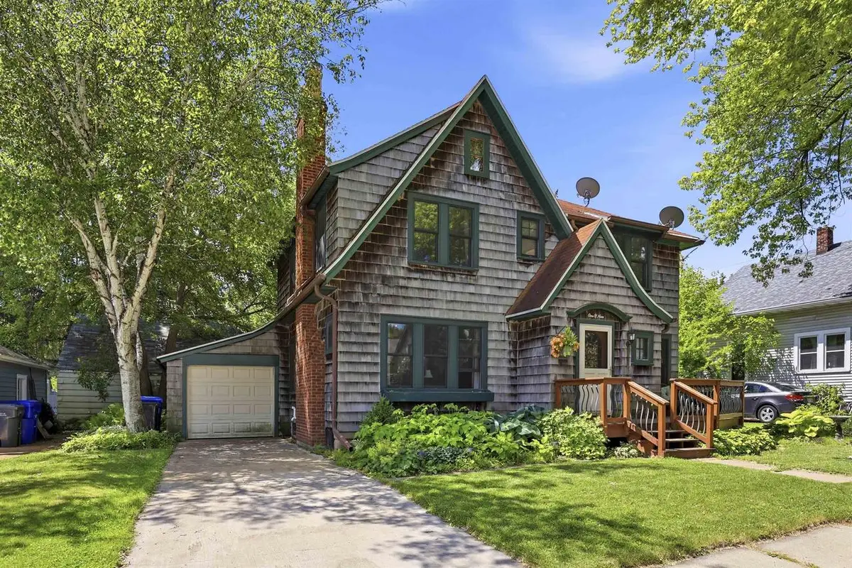 109 E ROOSEVELT STREET, Appleton, WI 54911 - #1