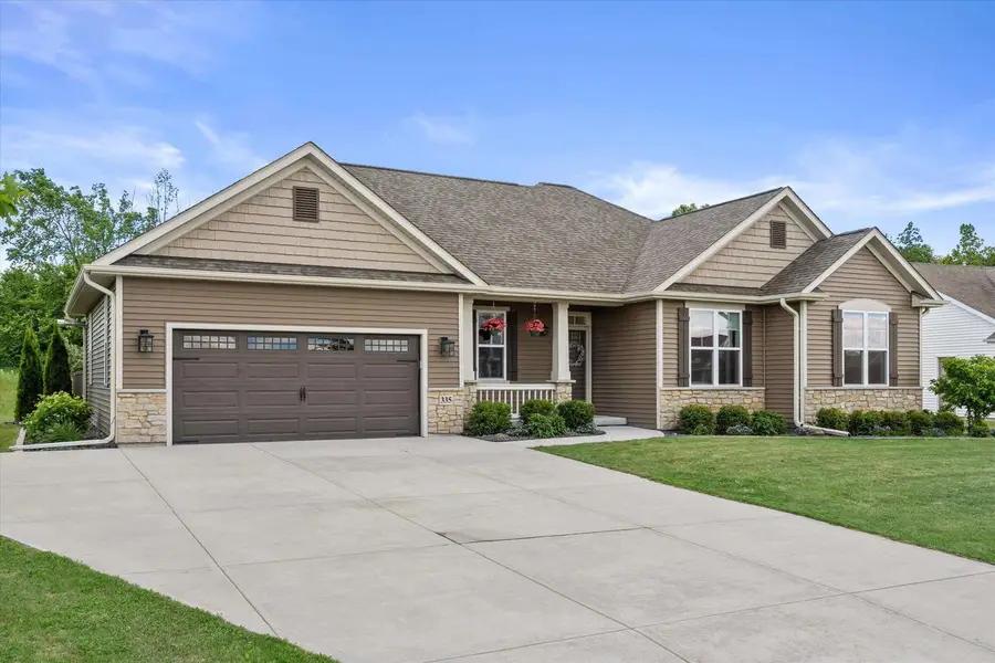 335 DEER MEADOW DRIVE, Fredonia, WI 53021 - #2