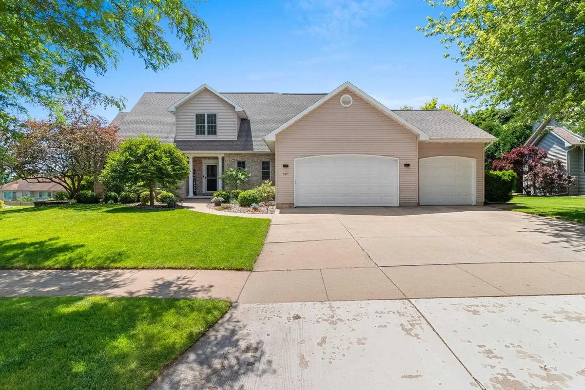 421 E SHEFFIELD LANE, Appleton, WI 54913 - #1