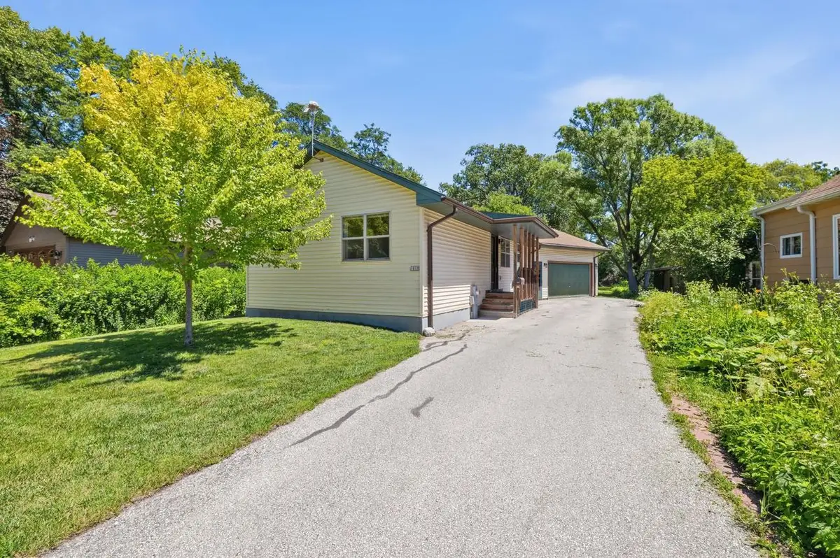 1019 S Sixth STREET, De Pere, WI 54115 - #1