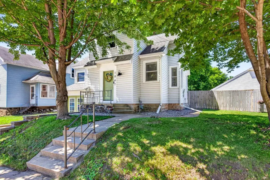 1847 OREGON STREET, Oshkosh, WI 54902 - #2