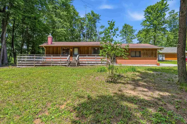 N8277 E MECAN LANE, Neshkoro, WI 54960