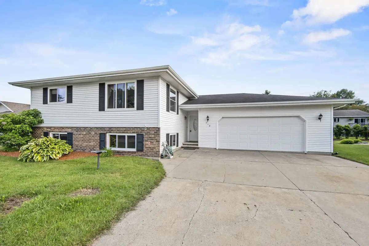713 STONE GATE DRIVE, Kimberly, WI 54136 - #1