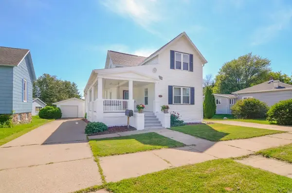 416 MAIN STREET, Oconto, WI 54153