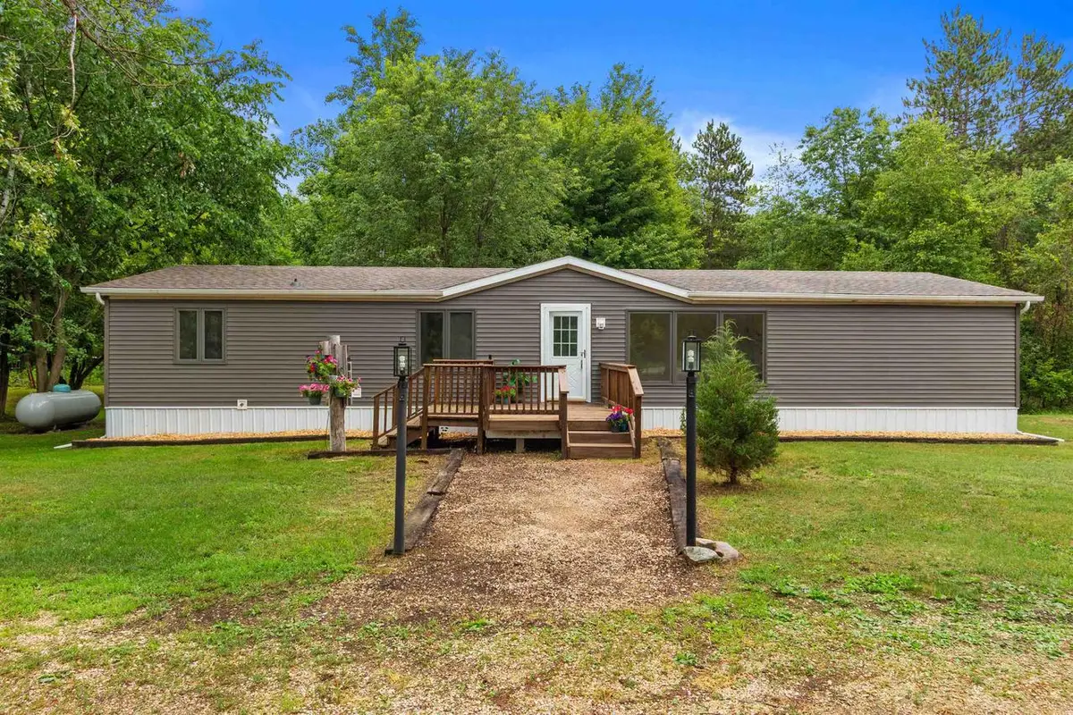 N1032 COUNTY ROAD EE, Redgranite, WI 54970 - #1
