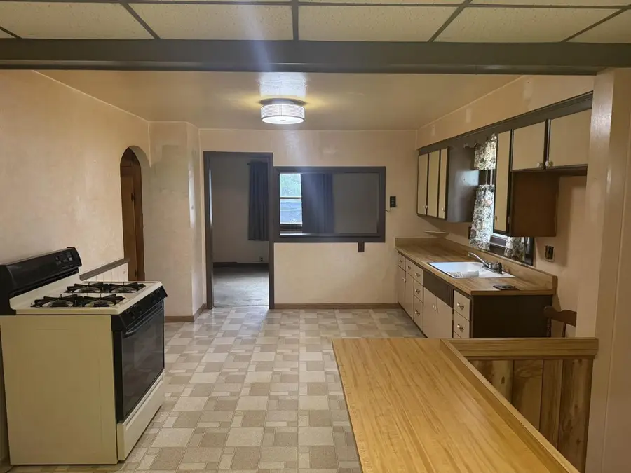 1711 GROVE STREET, Oshkosh, WI 54901 - #2