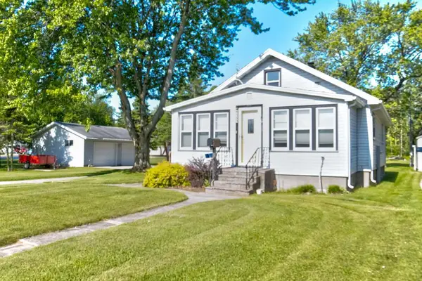 4131 10TH STREET, Menominee, MI 49858