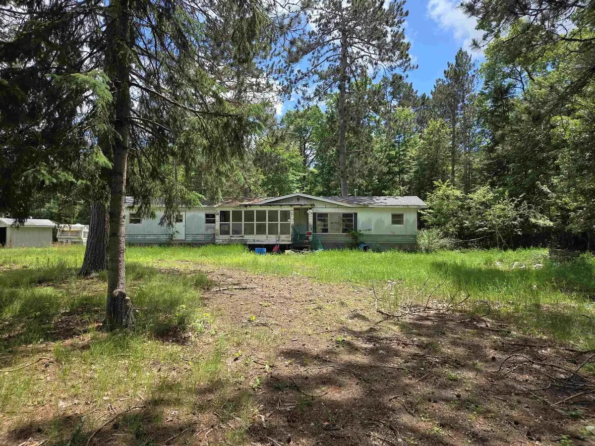 W12565 ISLAND LAKE LANE, Crivitz, WI 54114 - #1