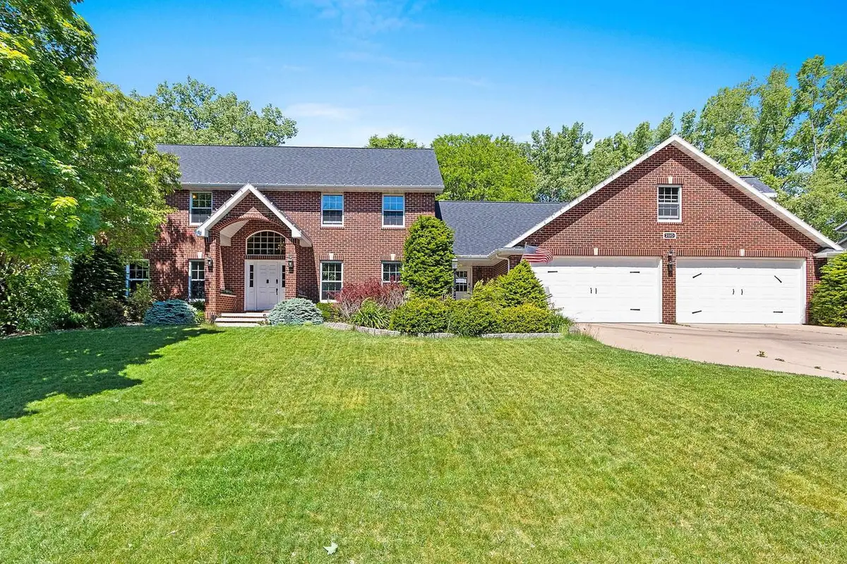 2110 SHADY LANE, Green Bay, WI 54313 - #1