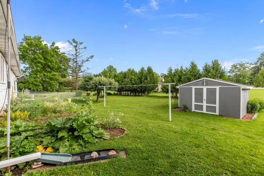 304 E MARY STREET, Black Creek, WI 54106 - #3