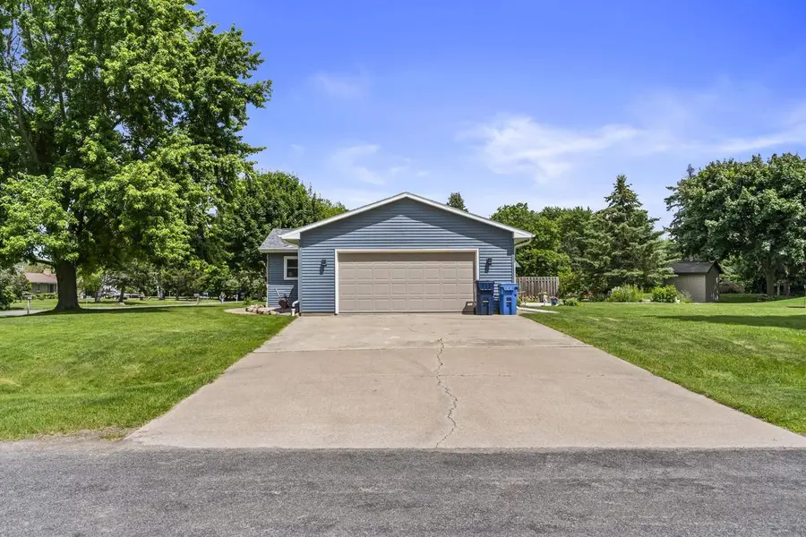 1595 NELSON COURT, Neenah, WI 54956 - #2