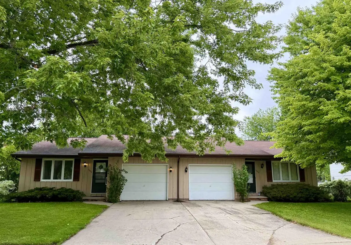 1002 E NORTHWOOD DRIVE, Appleton, WI 54911 - #1