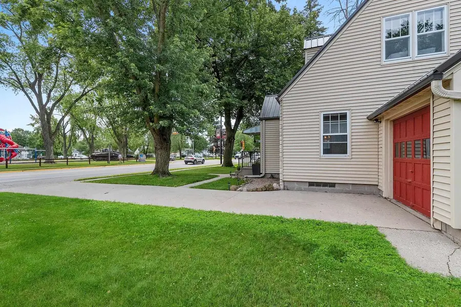 817 S MAIN STREET, Shawano, WI 54166 - #3