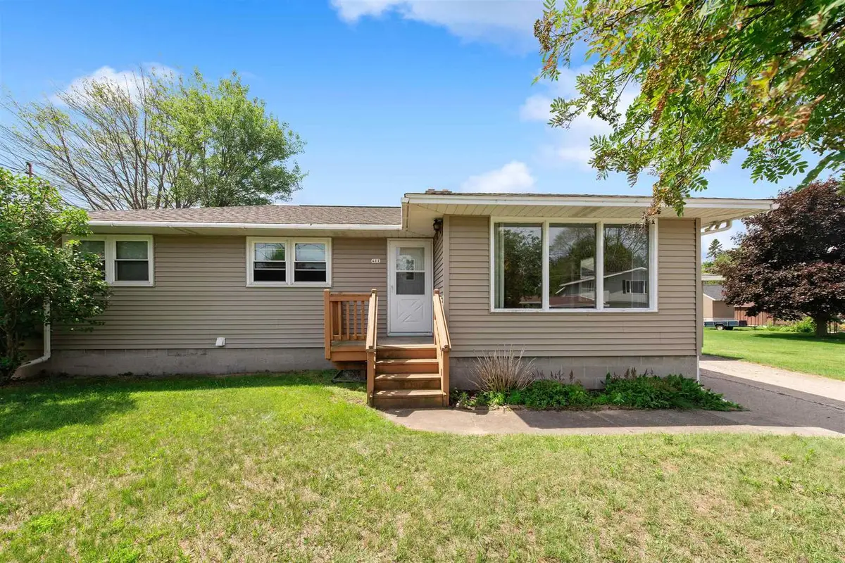 411 45TH AVENUE, Menominee, MI 49858 - #1