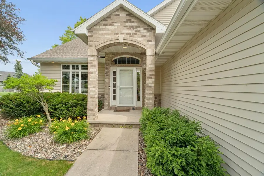 4226 E APPLESEED DRIVE, Appleton, WI 54913 - #2
