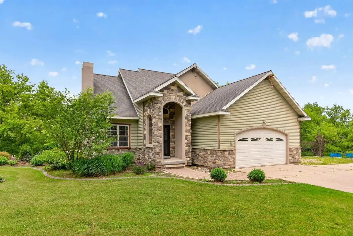 N5532 SPRING CREEK ROAD, Manawa, WI 54949 - #1