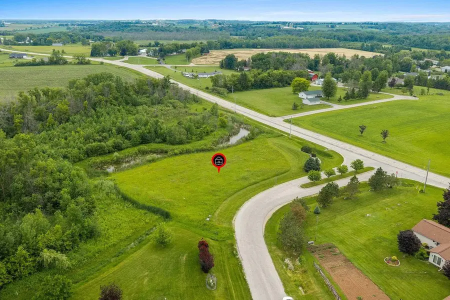 CROSS COUNTRY LANE, Hortonville, WI 54944 - #2