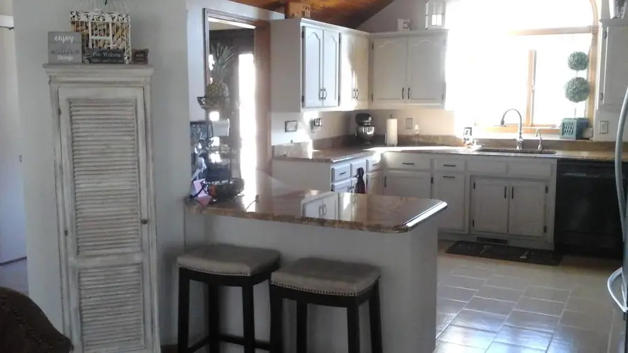 2238 WOODLAWN LANE, Appleton, WI 54914 - #3