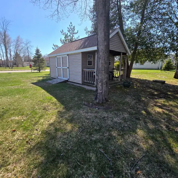 39TH AVENUE, Menomonie, MI 49858