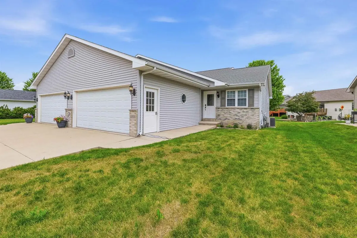 1333 S PARK AVENUE, Fond Du Lac, WI 54935 - #1
