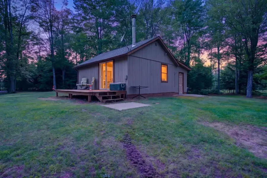 W4220 NUMBER 7 ROAD, Menominee, MI 49858 - #3