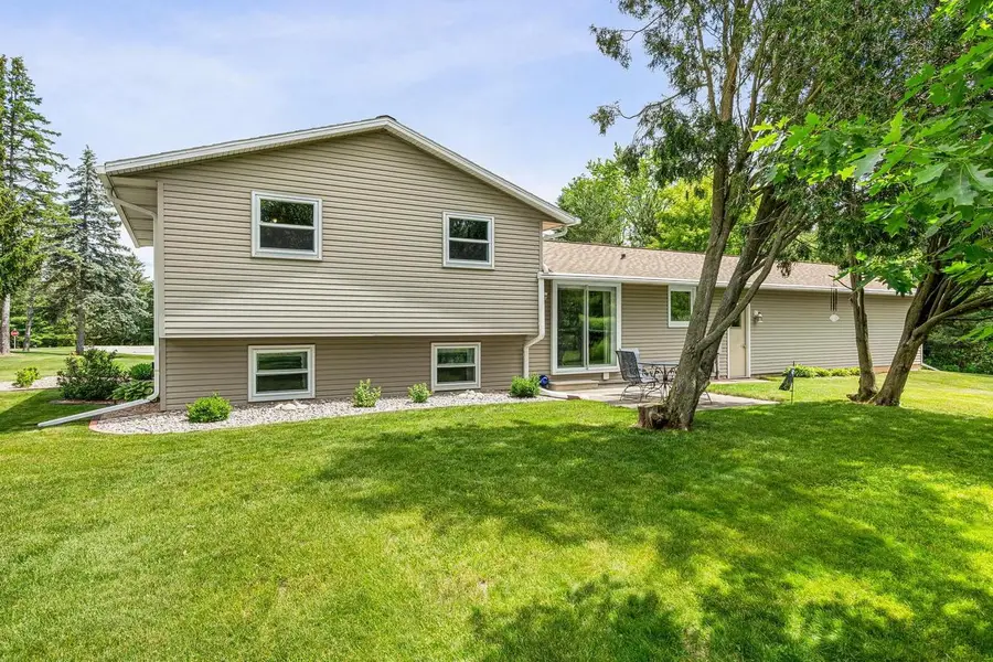 2861 SUNNY VALE COURT, Green Bay, WI 54313 - #2