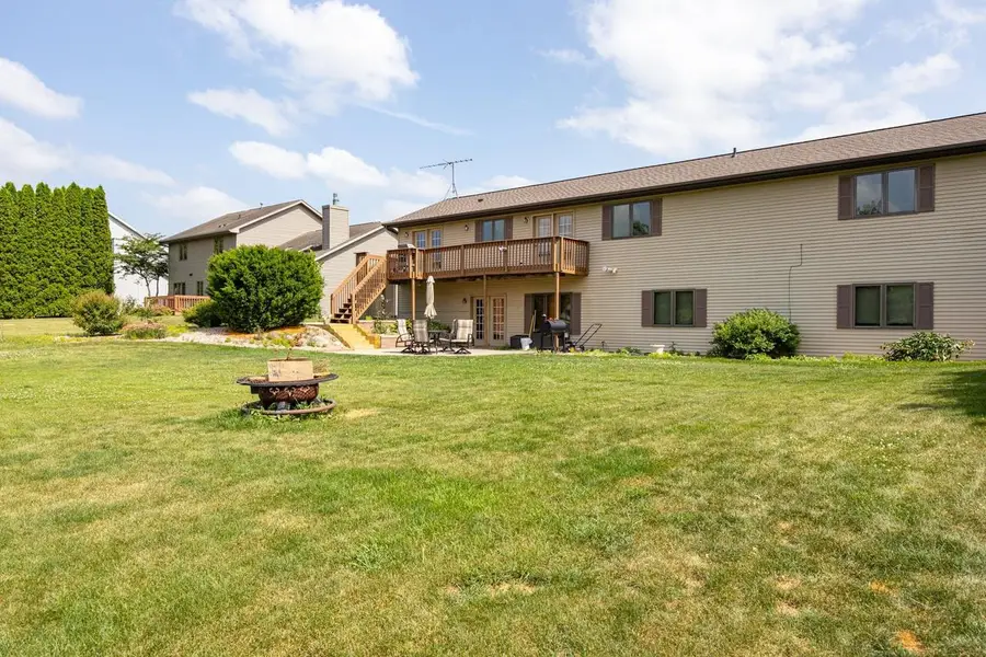 3318 CREEK SIDE DRIVE, Oshkosh, WI 54904 - #2