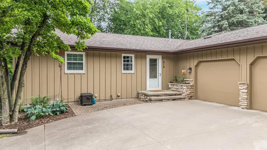 519 SHERIDAN STREET, Kaukauna, WI 54130 - #2