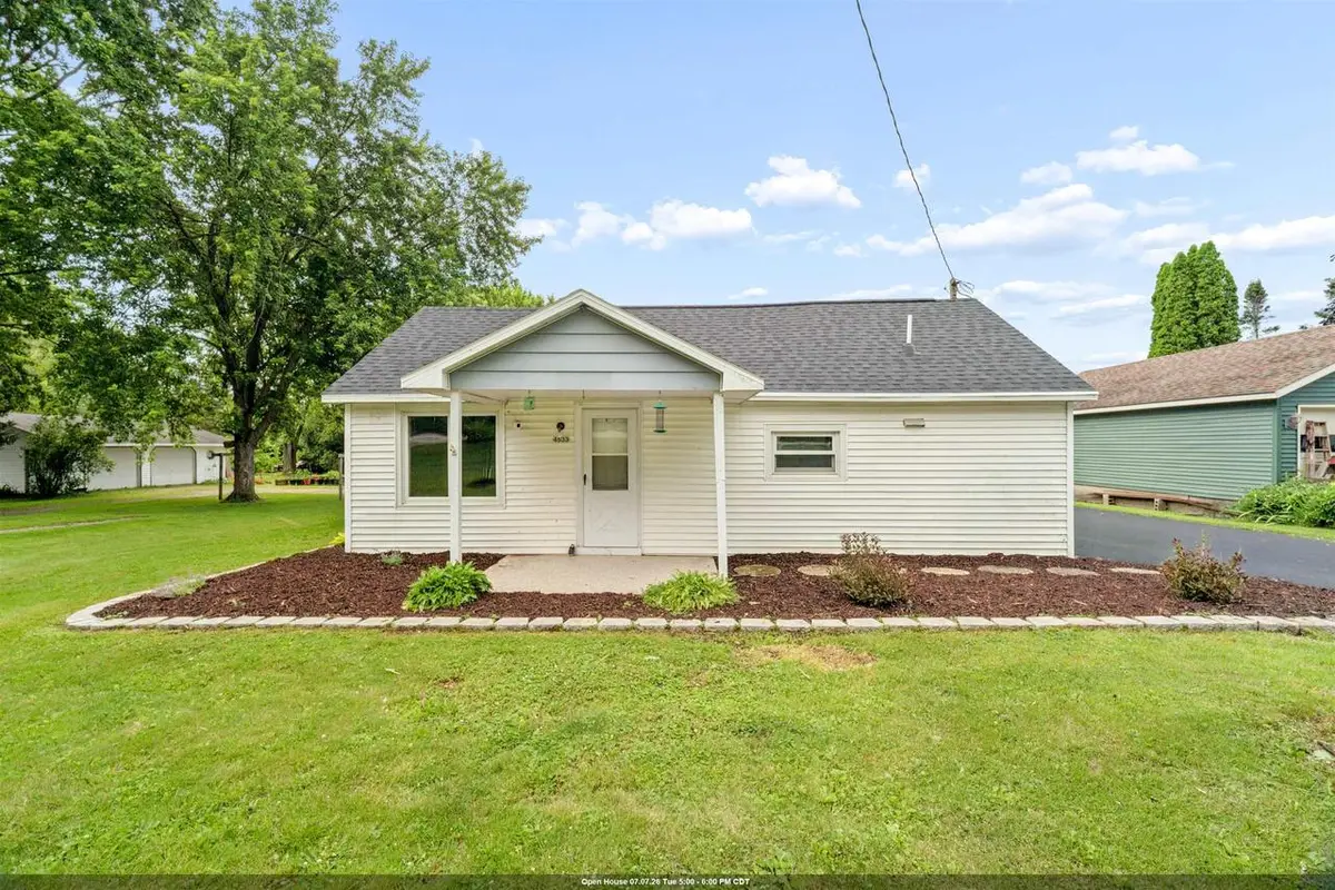 4533 GRANDVIEW ROAD, Larsen, WI 54947 - #1