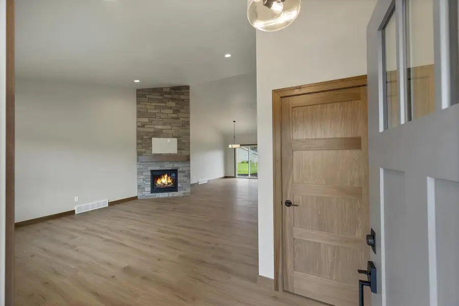 2859 STELOR DRIVE, Green Bay, WI 54311 - #2