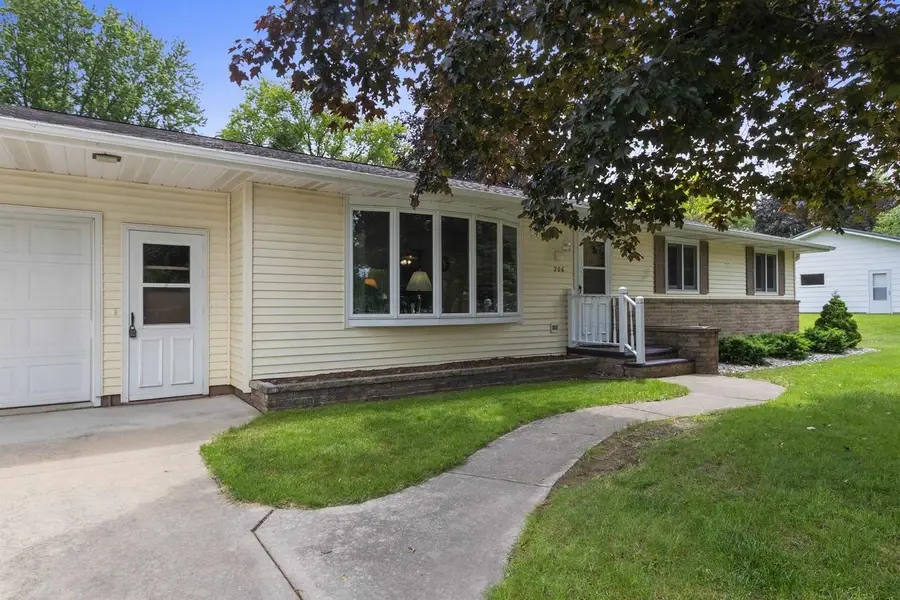 206 N WASHINGTON STREET, Bonduel, WI 54107 - #2