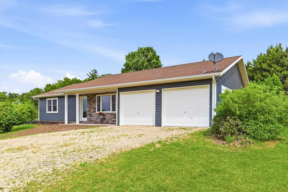 W2342 COUNTY ROAD Q, Berlin, WI 54923 - #1