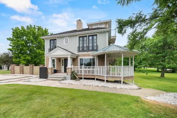 705 LAKESHORE DRIVE, Kewaunee, WI 54216