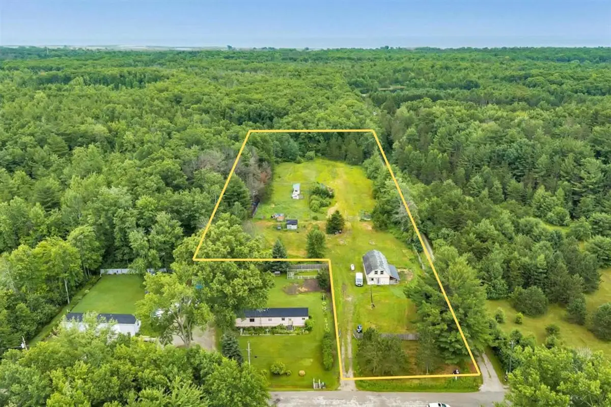 5506 PINE AVENUE, Oconto, WI 54153 - #1