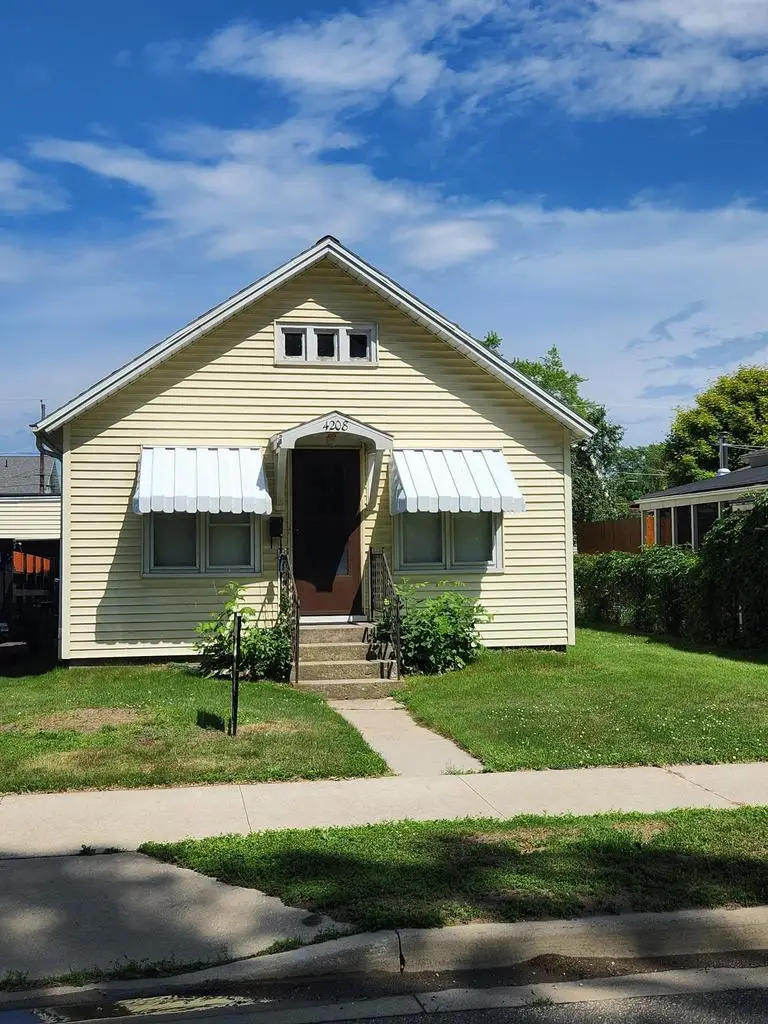 4208 10TH STREET, Menominee, MI 49858 - #1