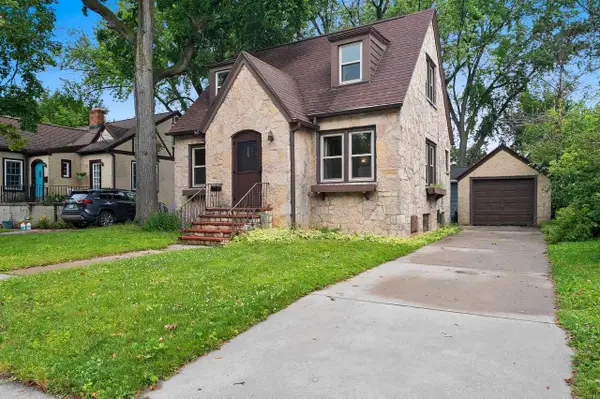 225 GRAY STREET, Green Bay, WI 54303