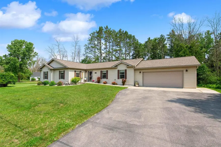 180 CHICAGO COURT, Peshtigo, WI 54157 - #2