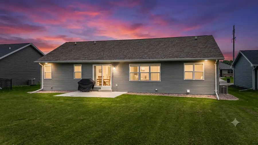 1532 LIBERTY AVENUE, Neenah, WI 54956 - #2