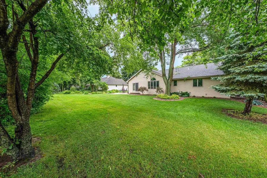 W6674 CEDAR RIDGE DRIVE, Appleton, WI 54915 - #2
