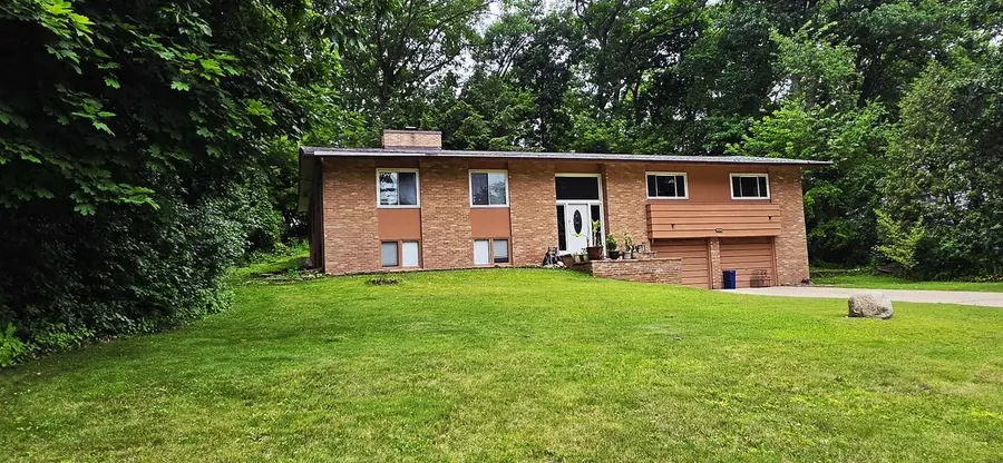 2450 BRENNER PLACE, Green Bay, WI 54301 - #2
