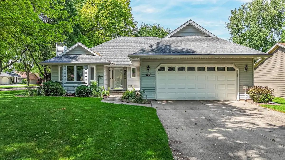 46 KENSINGTON COURT, Appleton, WI 54915 - #1
