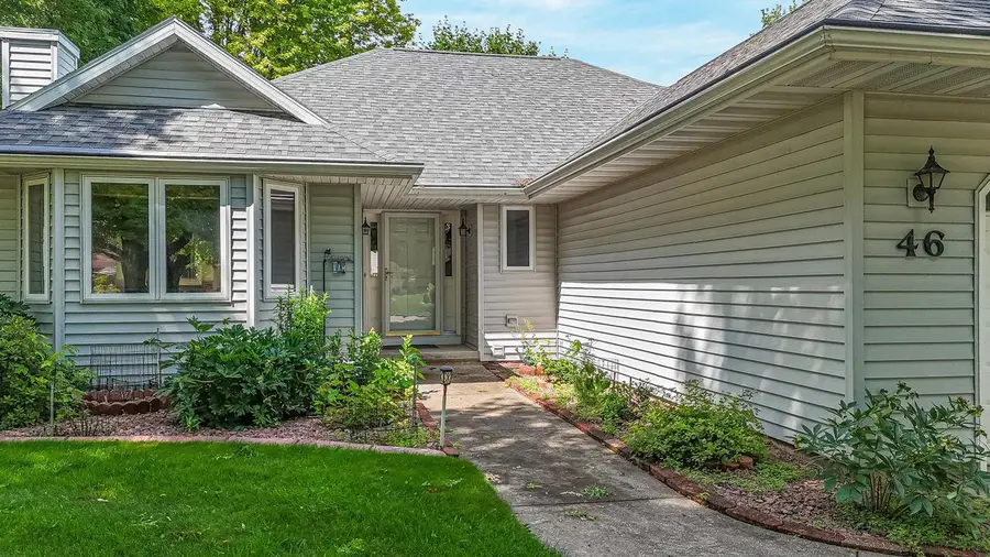 46 KENSINGTON COURT, Appleton, WI 54915 - #2