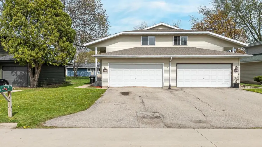 722 N HAWTHORNE DRIVE, Appleton, WI 54915 - #2